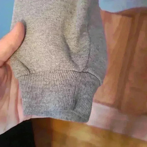 Grey Jerzees Crewneck - Picture 5 of 7